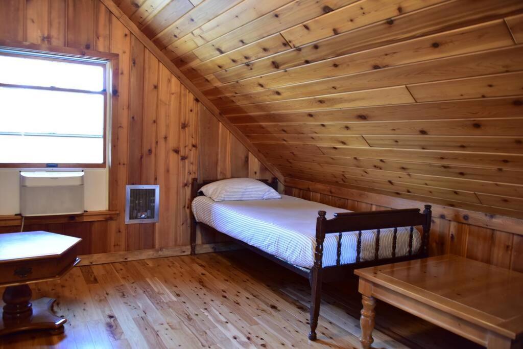 Quiet And Comfy 3Bed/2Bath - Chalet With Hot Tub. Cedar Exterior photo
