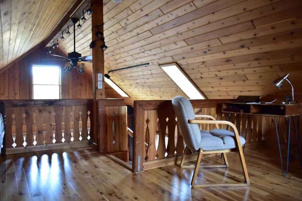 Quiet And Comfy 3Bed/2Bath - Chalet With Hot Tub. Cedar Exterior photo